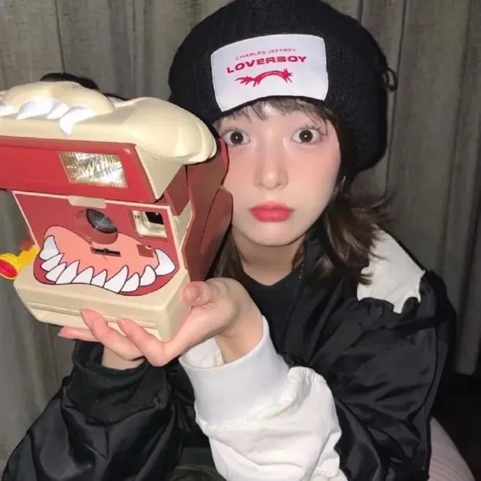 突如其蓝