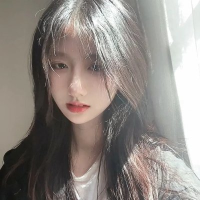 金发美人